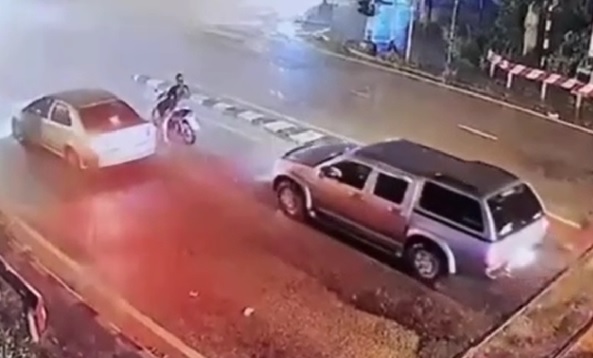 O ülkede polis noktasına bombalı saldırı