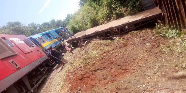 O ülkede tren kazası: 61 ölü, 52 yaralı