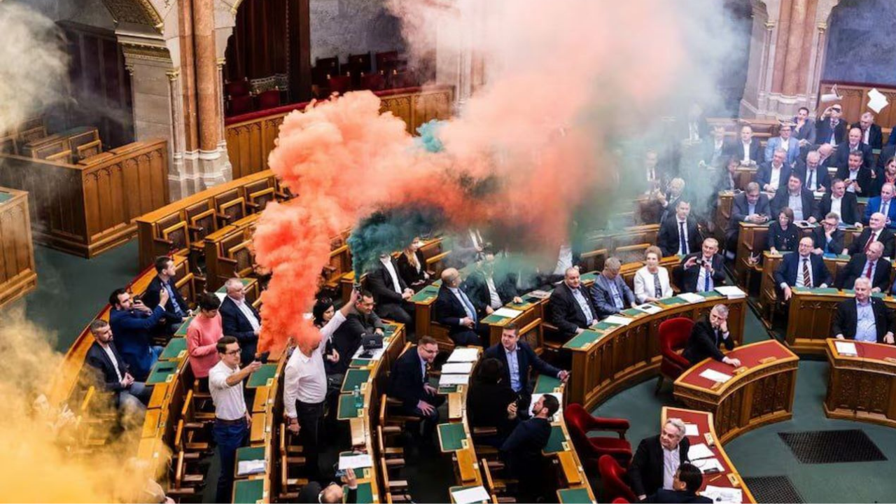 O ülkeden ayakta alkışlanacak karar! LGBT yürüyüşleri yasaklandı: Katılanlar yapay zekayla tespit edilecek