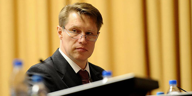 O ülkeden koronavirüs ile ilgili flaş çıkış: Virüsün gitmesi güneşe bağlı!