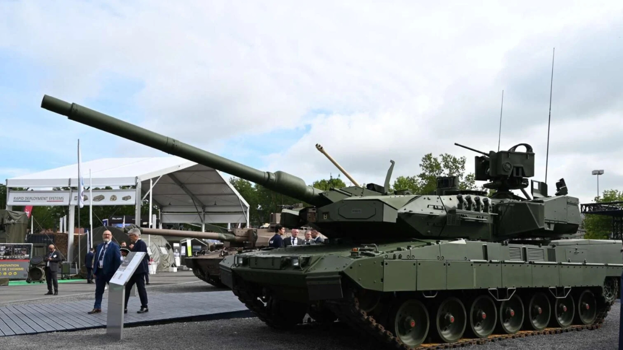 O ülkeden savunmada tarihi hamle: 1000 tank, 2500 zırhlı araç! Avrupa’nın en güçlü ordusu yolda
