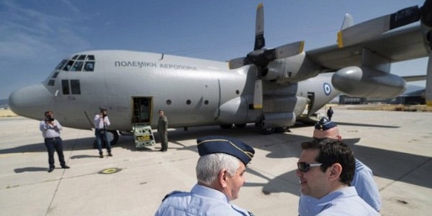 O ülkenin Başbakanı bakın nasıl yolculuk yapıyor?