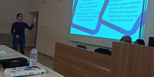 O üniversitede skandal! Flört eğitimi verdiler
