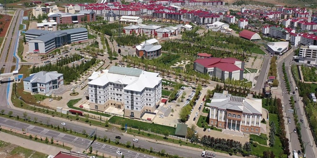 O üniversitenin senatosundan Filistin’e destek duyurusu