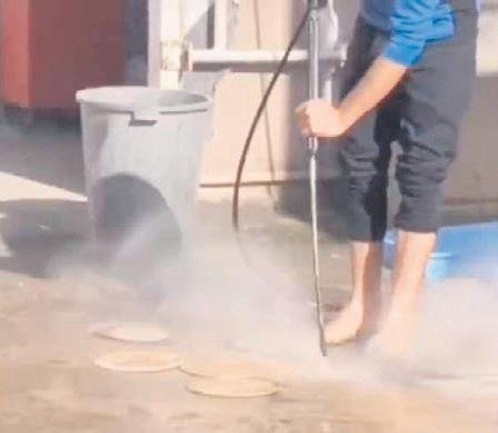 O ünlü pizzacıda skandal görüntü! Bir daha ağzınıza sürmek istemeyeceksiniz