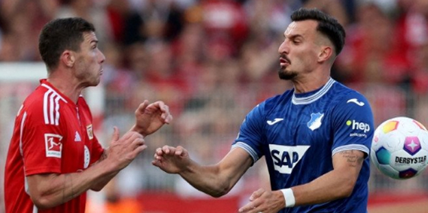 O yıldız futbolcuya öyle bir teklif geldi ki… Kulaklarınıza inanamayacaksınız! Bunlar çıldırmış olmalı