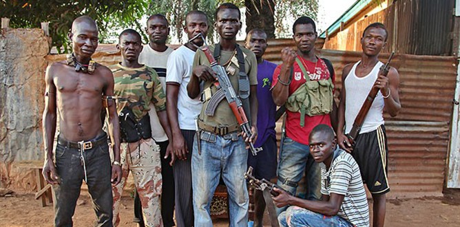 OAC’de Müslümanlar savunma milisi kurdu