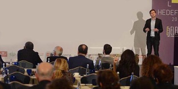 Binlerce kilometre öteden CHP'ye akıl vermeye geldi