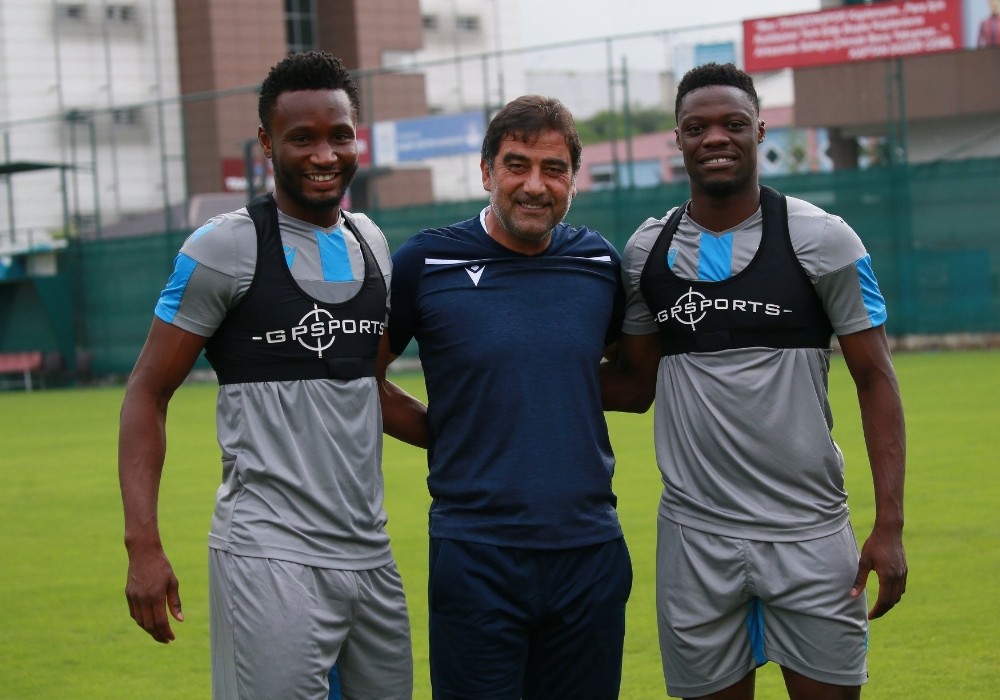 Obi Mikel ve Ekuban’a özel antrenman 