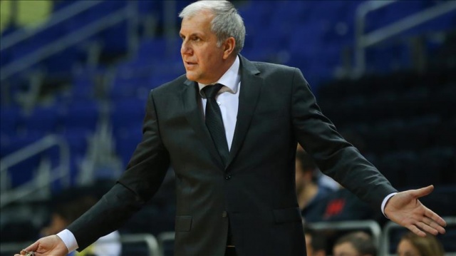 Obradovic eski öğrencilerine karşı