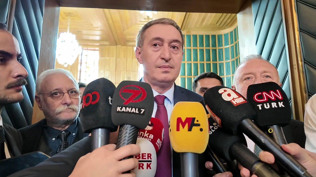 Öcalan'ın çağrısı nasıl olacak? DEM'den açıklama var!