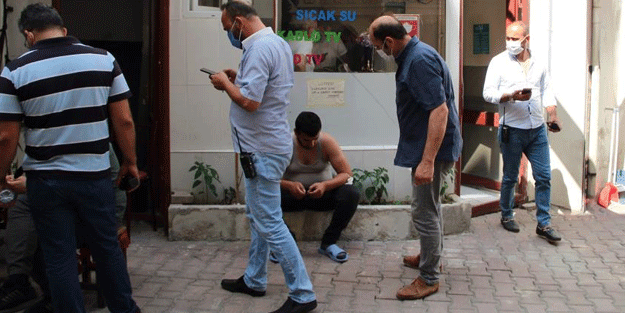 Odasına giren ekipler cansız bedenini buldu