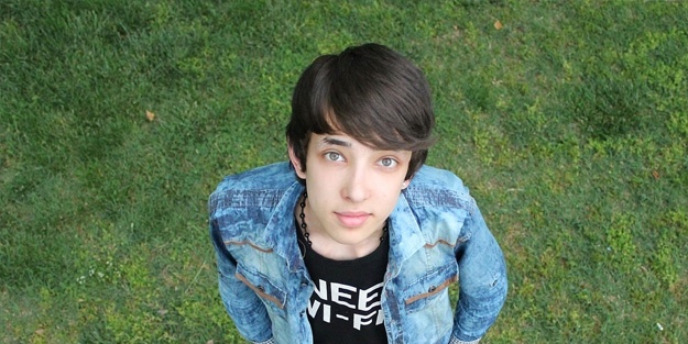 Odasında ölü bulundu