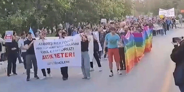 ODTÜ'nün homosu, gayi Kılıçdaroğlu için yürüyüş yaptı Bay bay Kemal hakettiği desteği sonunda gördü!