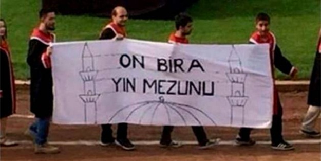 ODTÜ mezuniyetinde skandal 'Ramazan' pankartı