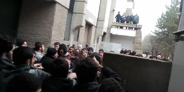 ODTÜ'lü vandallar okuldan atılacak!