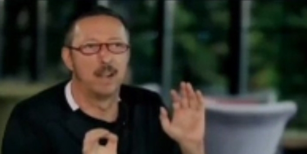 Ödül almak için illa solcu mu olmak lazım? Payitaht Abdülhamid oyuncusunun sözleri İlyas Salman'ı hoplattı