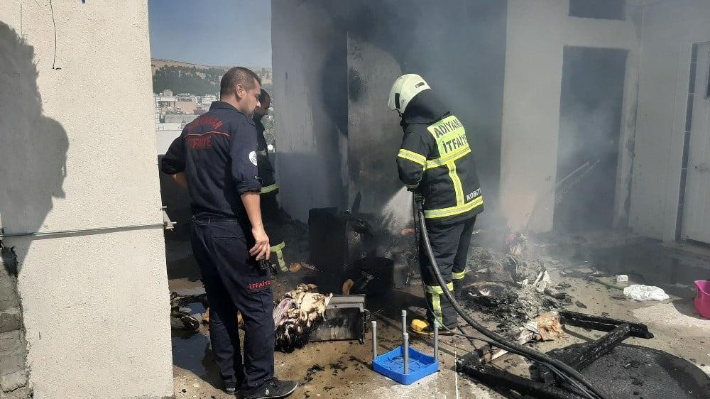 Odunlukta çıkan yangın korkuttu 