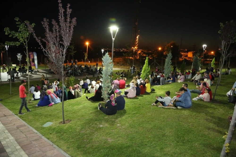 Odunpazarı’nda akşamlar birlikte güzel 