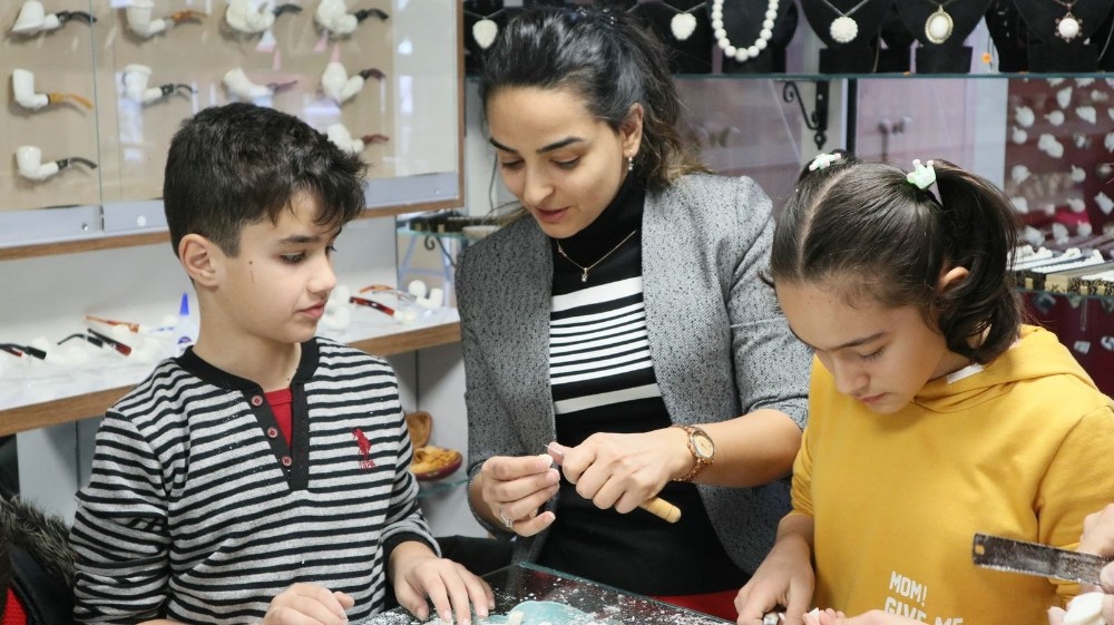 Odunpazarı’nda ’Lületaşı Altın Ellerde’ atölye çalışması yapıldı 