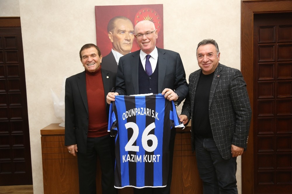Odunpazarıspor Kazım Kurt’u ziyaret etti 