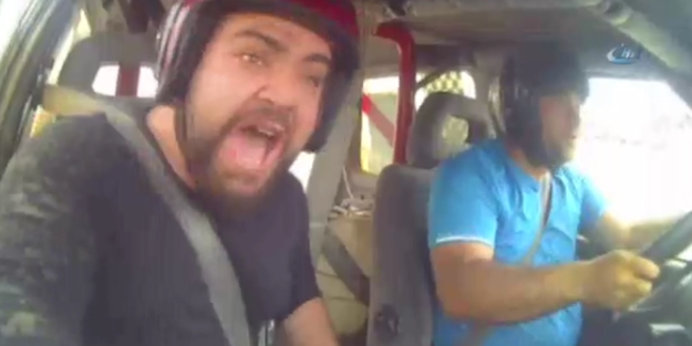 Off-road yarışlarına damga vurdu! 'Bas emmi bas'