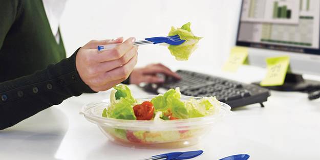 Ofis çalışanlarına beslenme önerisi