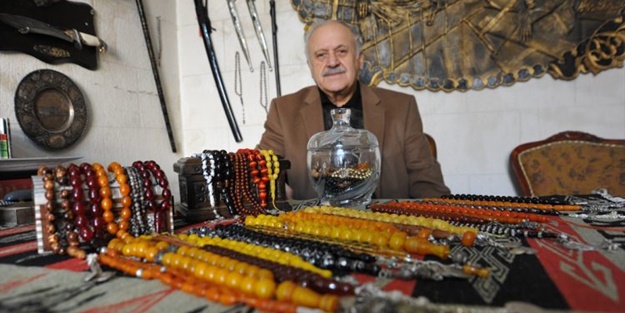 Ofisini müzeye çevirdi