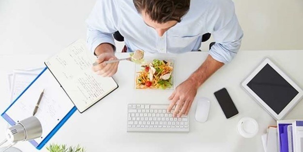 Ofiste nasıl dengeli beslenilir?