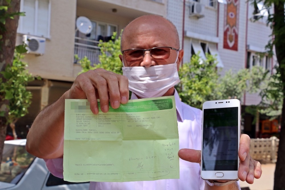 Oğlu için 50 bin TL kredi çekti, eve döndüğünde hesabındaki parayı görünce şoke oldu 