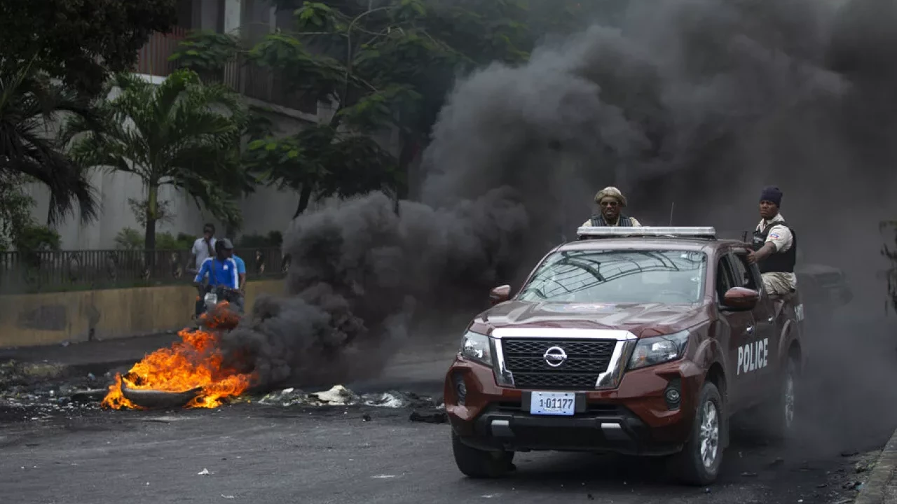 Oğluna büyü yapan 200 kişiyi öldürdü!