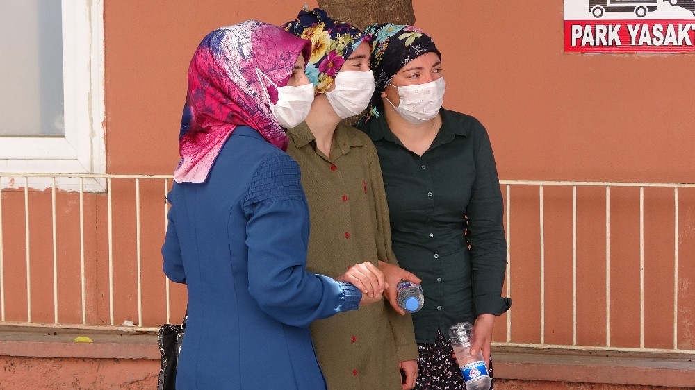 Oğlunu ararken canından olan babanın cenazesi adli tıptan alındı 