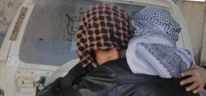 Oğlunu kendi elleriyle canlı bomba yaptı