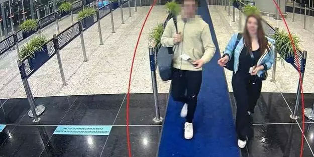 Oğluyla Mısır'a kaçan yazar Eylem Tok için kırmızı bülten talebi