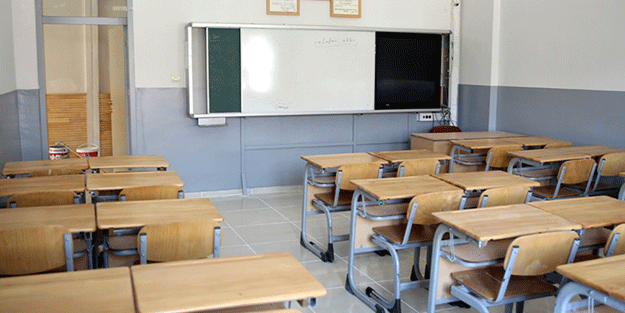 Öğrenciler dikkat! Yeni bir ders geliyor