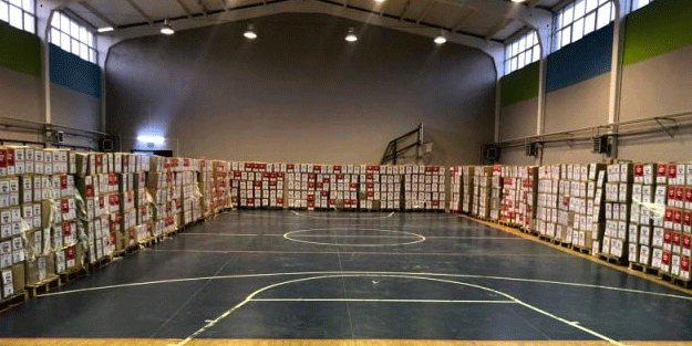 Öğrenciler için makam aracını satmıştı! AK Partili başkan yine gönülleri fethetti