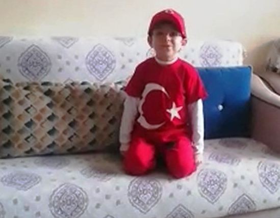 Öğrenciler Korona virüse dikkat çektiler 