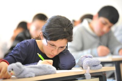 Öğrenciler Açıköğretim final sınavlarında ter döküyor