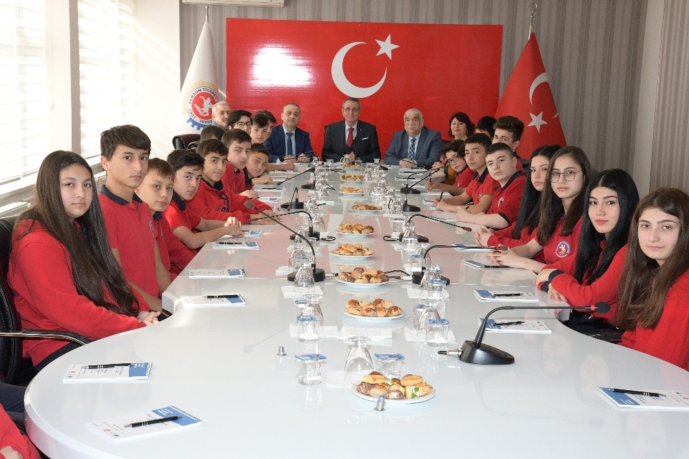 Öğrenciler Samsun TSO’da 