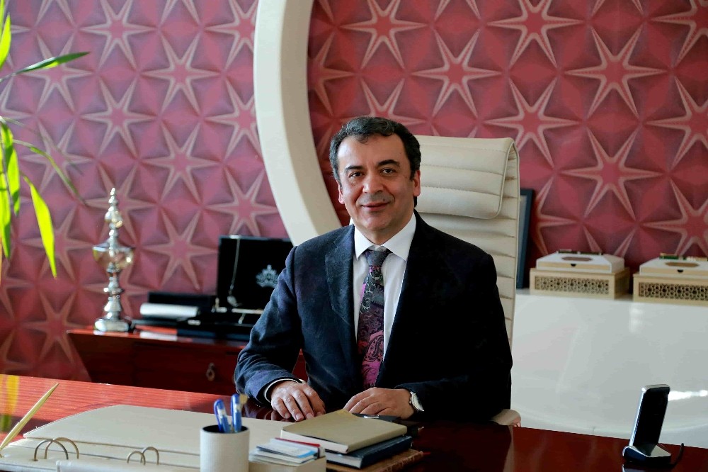 “Öğrenciler uzun soluklu üretim yapacak girişimlere yönelmeli” 