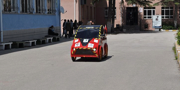Öğrencilerden büyük başarı! 100 km’de 13 TL yakıyor