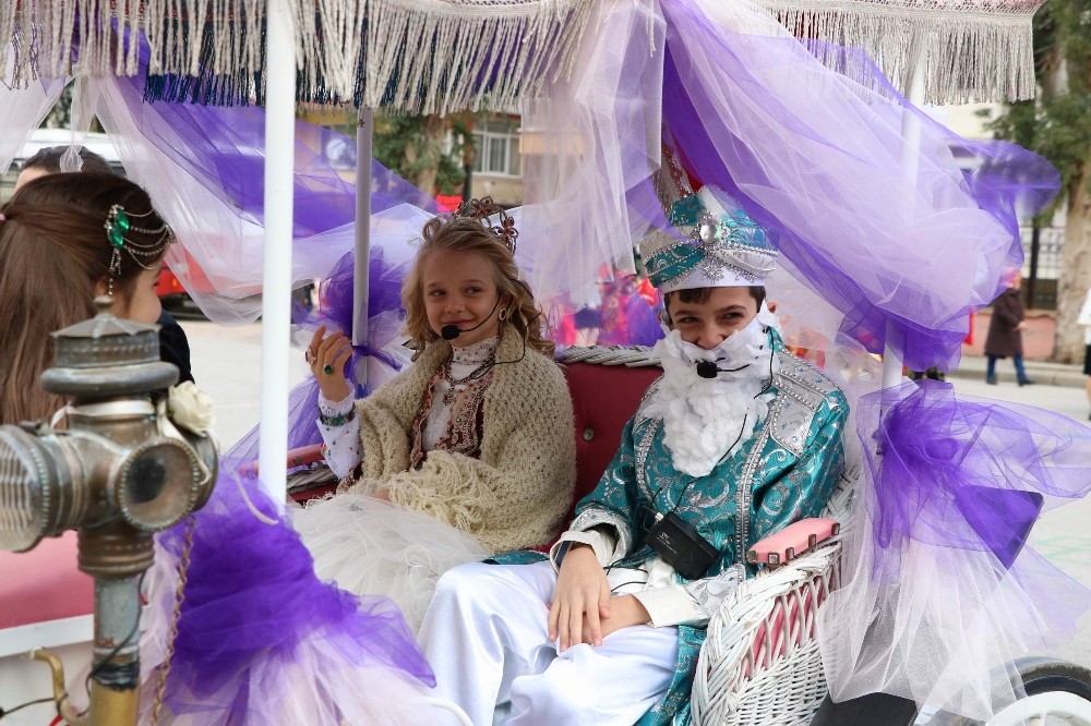 Öğrencilerden erken Mesir Festivali 