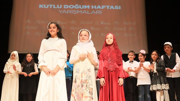Esenler'de öğrencilerden ezbere 40 hadis