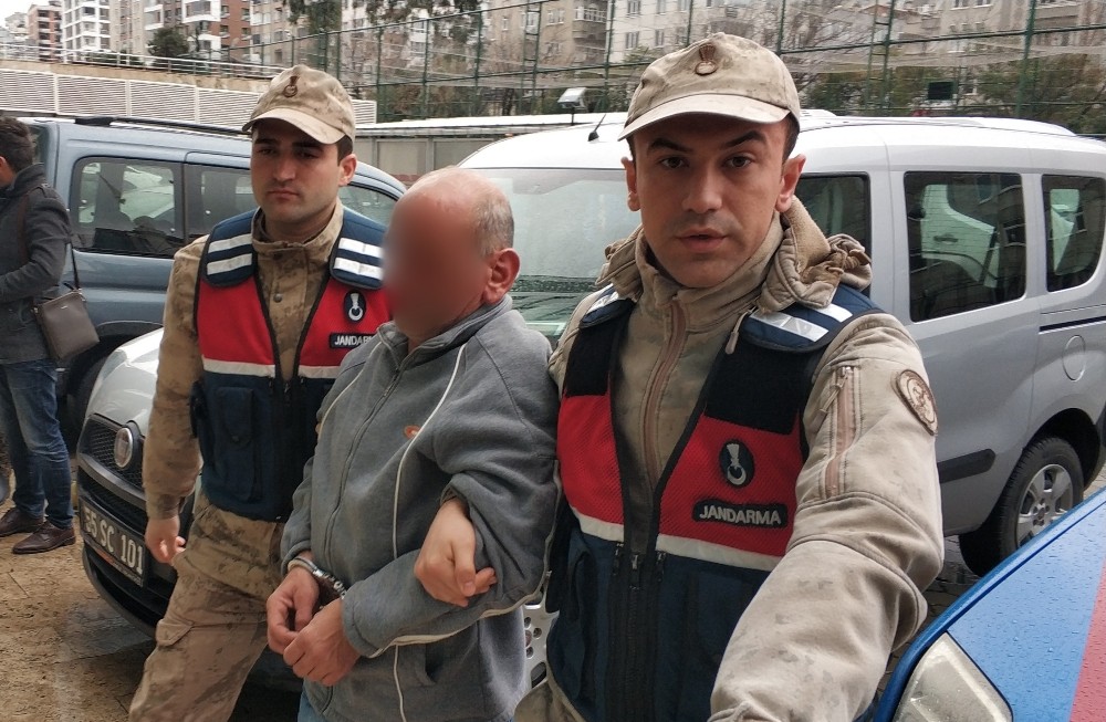 Öğrencilere cinsel istismar iddiasına gözaltı 