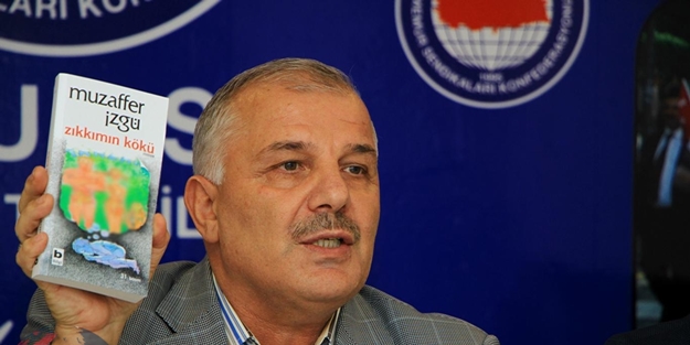 Öğrencilere müstehcen kitap dağıtılmasına tepki