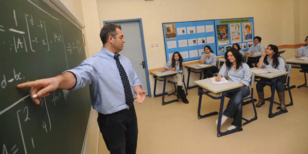 “Öğrencileri derse motive edemiyoruz”
