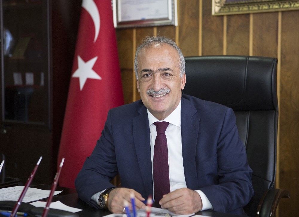 Öğrencilerin tercihi yine Atatürk Üniversitesi oldu 