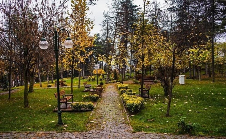Öğrencilerle tıklım tıklım dolup taşan kampüs boşalınca doğal güzellik kimsesiz kaldı 
