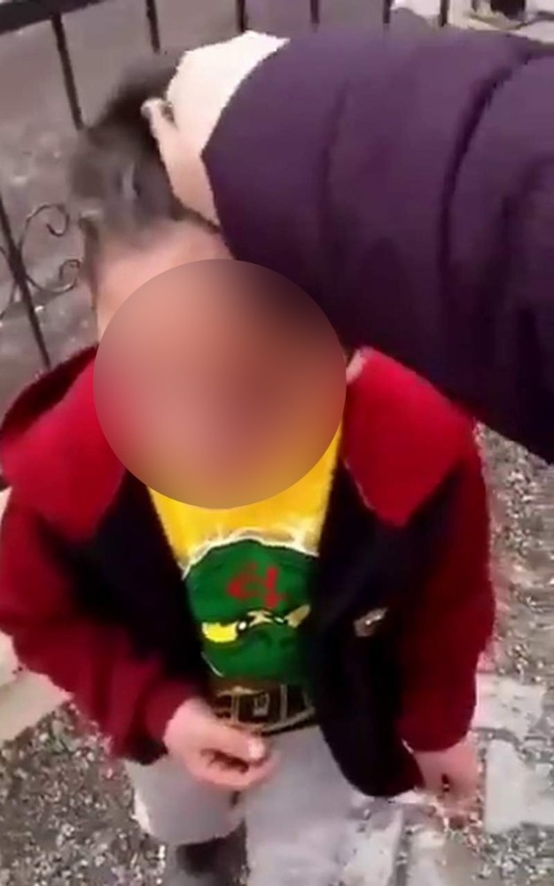 Öğretmen öğrenciye şiddet uyguladı 
