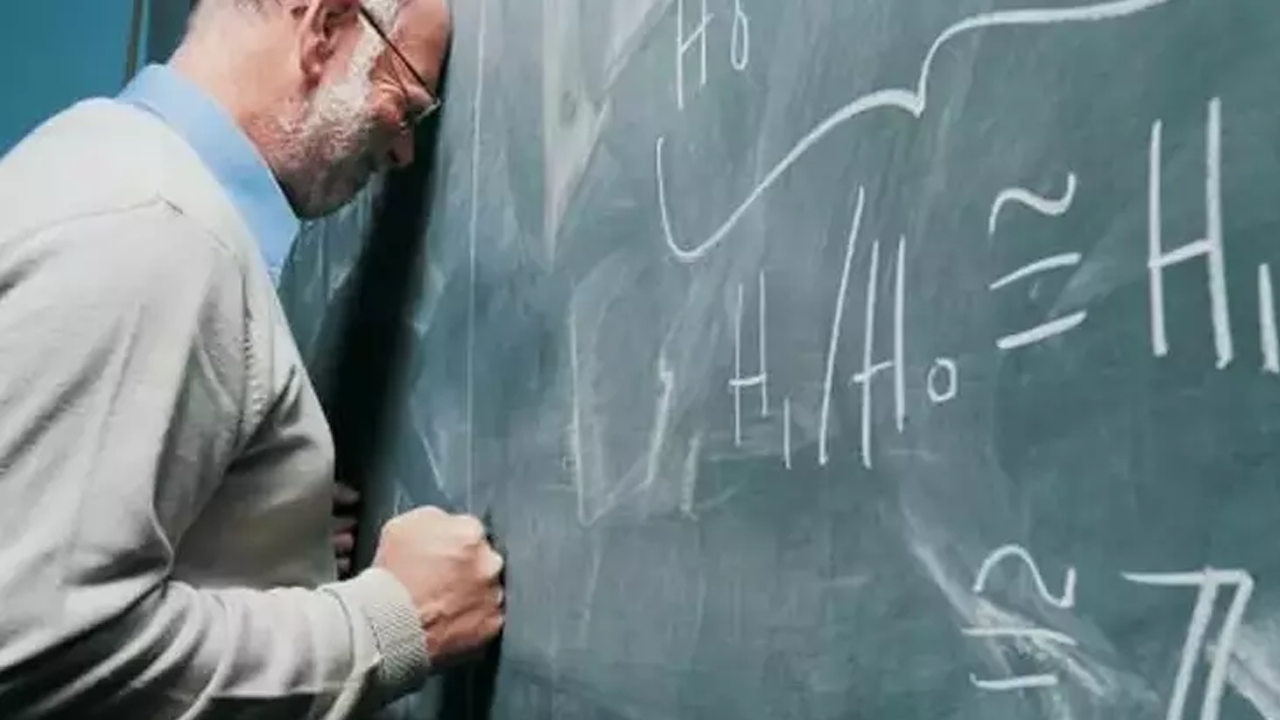 Öğretmen otoritesi erozyona mi uğruyor? Öğretmen etkisizleşirse eğitim çöker!